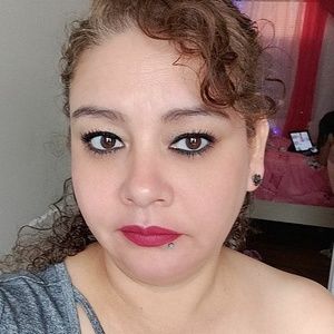 Meet your Posher, Elena
